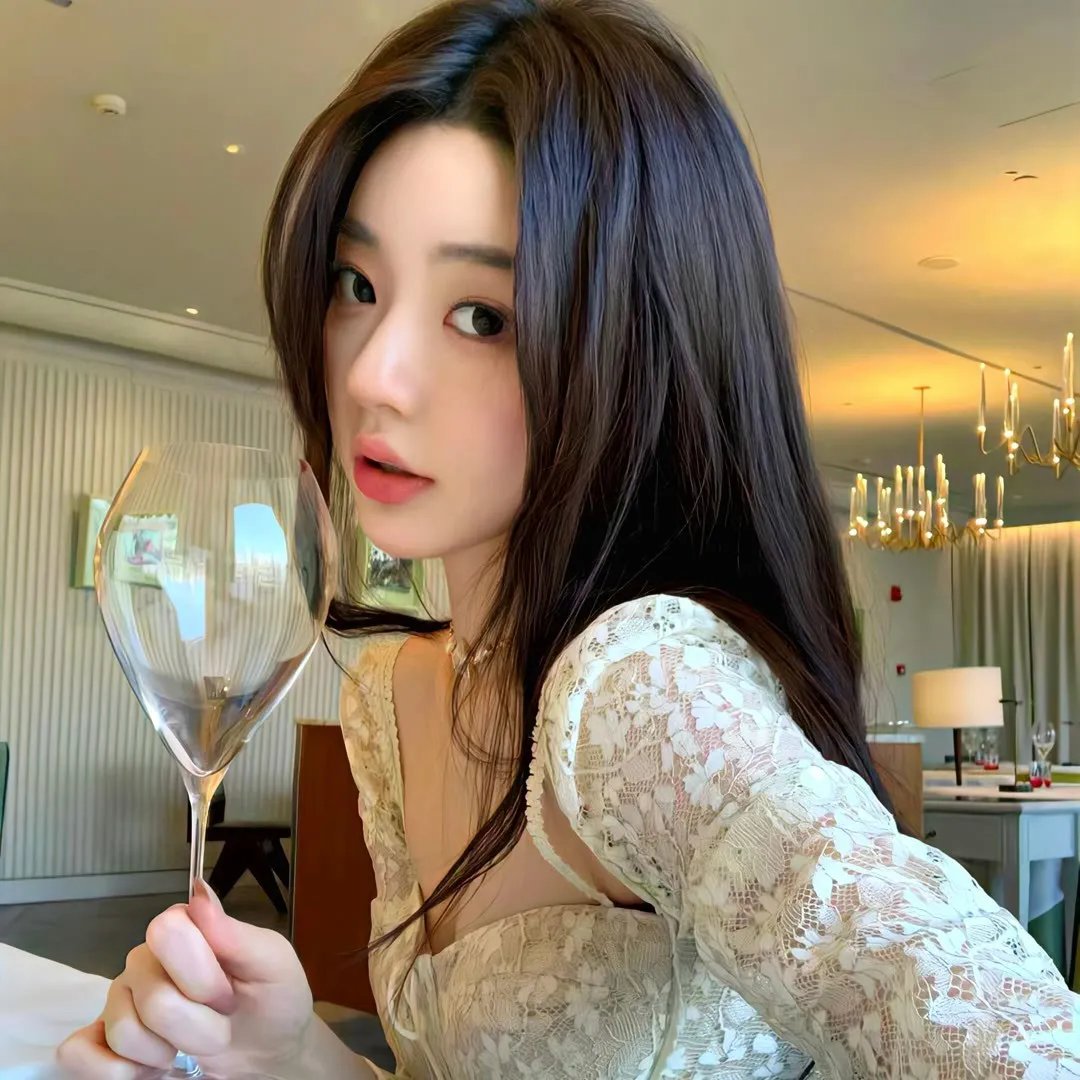 江豚·风时舞